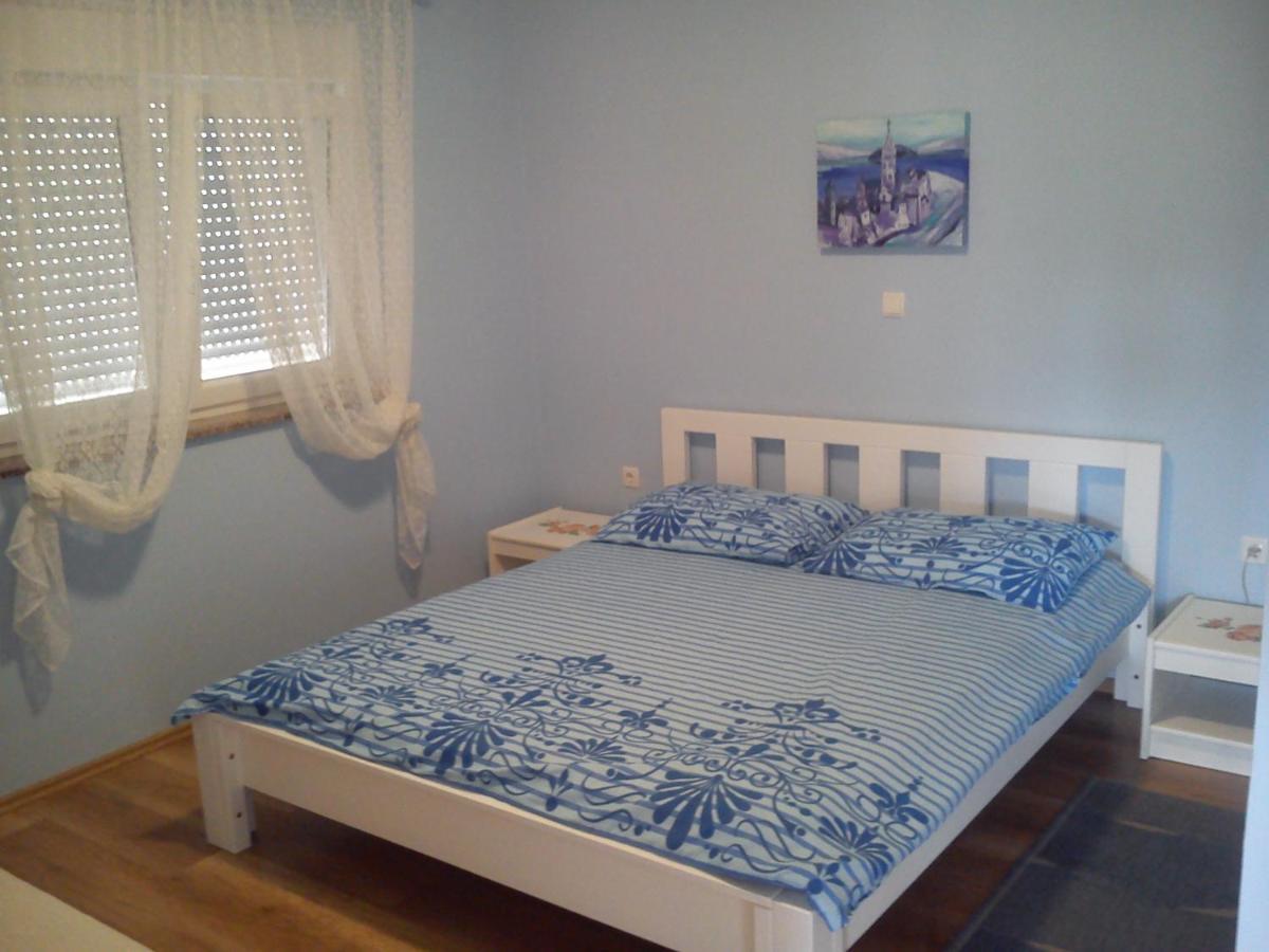 Apartments Villa Kristina Supetarska Draga Dış mekan fotoğraf