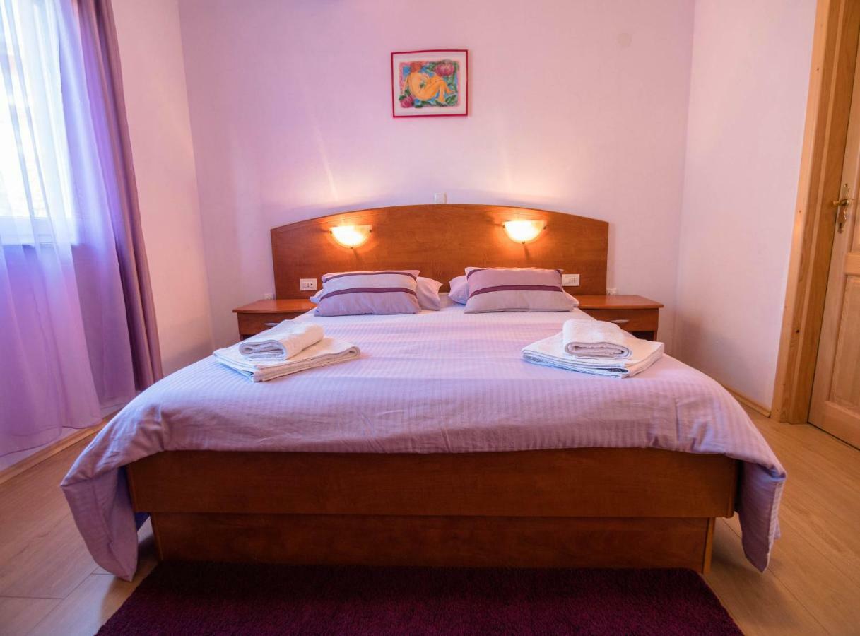 Apartments Villa Kristina Supetarska Draga Dış mekan fotoğraf