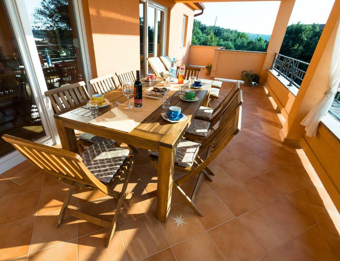 Apartments Villa Kristina Supetarska Draga Dış mekan fotoğraf