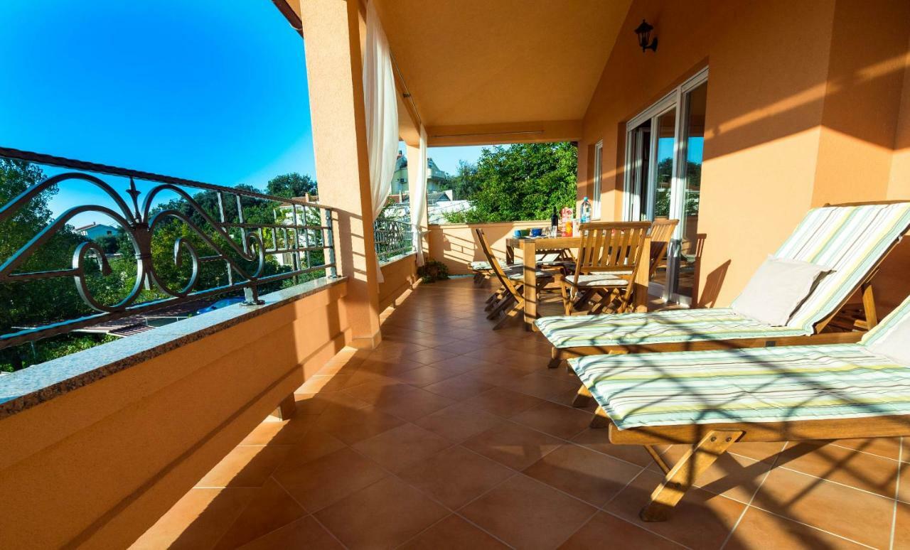 Apartments Villa Kristina Supetarska Draga Dış mekan fotoğraf